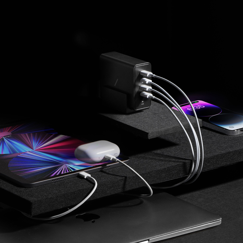 Сетевой адаптер для зарядки Native Union Fast Desktop Charger PD 140W FAST-PD140-BLK-EU