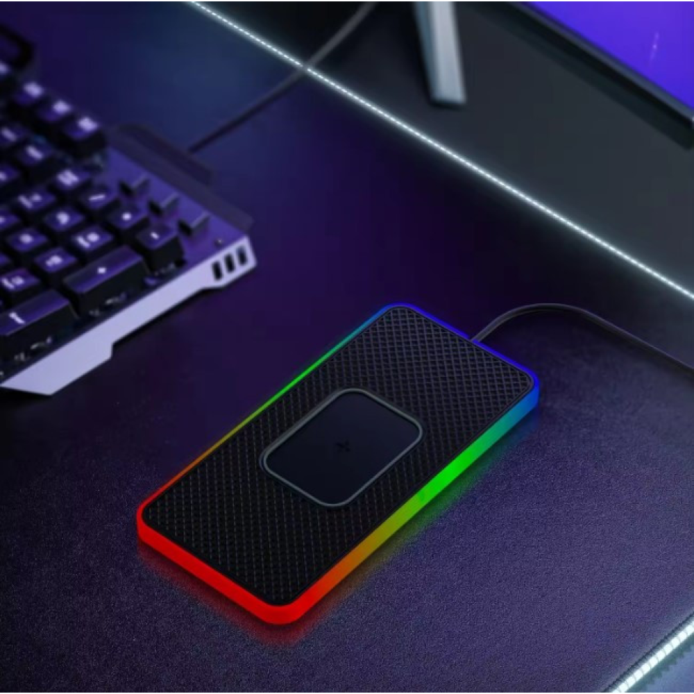 Коврик беспроводной зарядки силиконовый для авто с подсветкой RGB /15W RGB/Type-C Cable 30 cm 15W