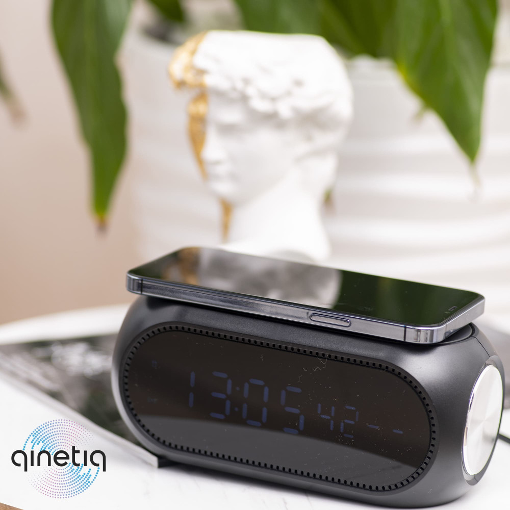 Беспроводная зарядка с LED Часами HiTech Wireless Charger 15W Qi W228