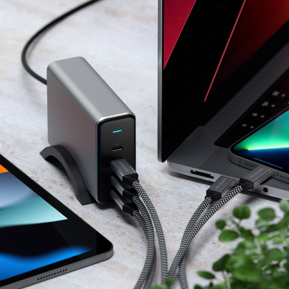 Сетевой адаптер для зарядки Satechi 165W USB-C 4-Port PD GaN Charger Space Gray (ST-UC165GM-EU)