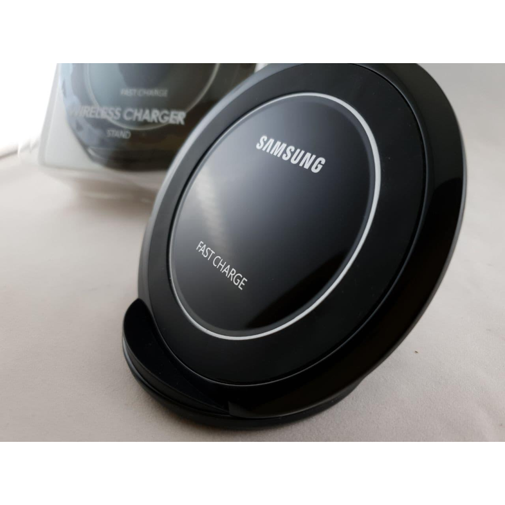 Станция беспроводной зарядки для смартфонов Samsung S6 - Note9 Fast Charge EP-NG930