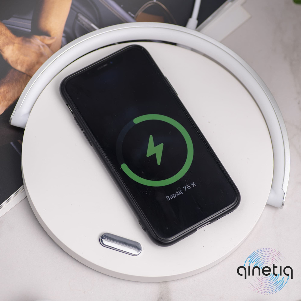 Светильник с Беспроводной зарядкой LED Light 10W Fast Wireless Charger Pad WC0077