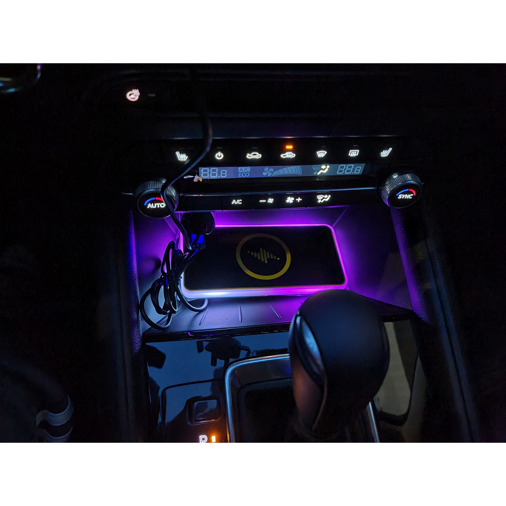 Автомобильный беспроводной зарядный коврик с RGB подсветкой QINETIQ A8 RGB 15W Car Wireless Pad&Airpods