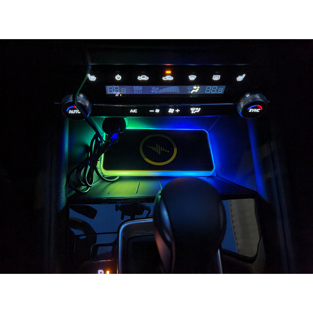Автомобильный беспроводной зарядный коврик с RGB подсветкой QINETIQ A8 RGB 15W Car Wireless Pad&Airpods