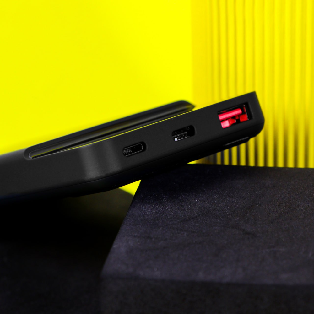 Повербанк Yoki Smart Series YK-BMS22PD 22.5W Wireless 10000 mAh Magsafe для Apple iPhone 12/15 Pro Max